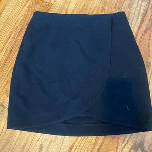 Black Express Scalloped Hem Skirt